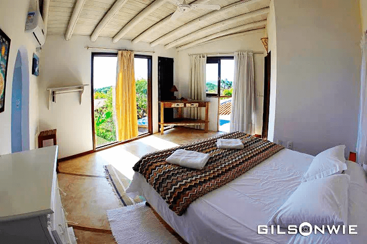 Casa Coruja con vista al mar