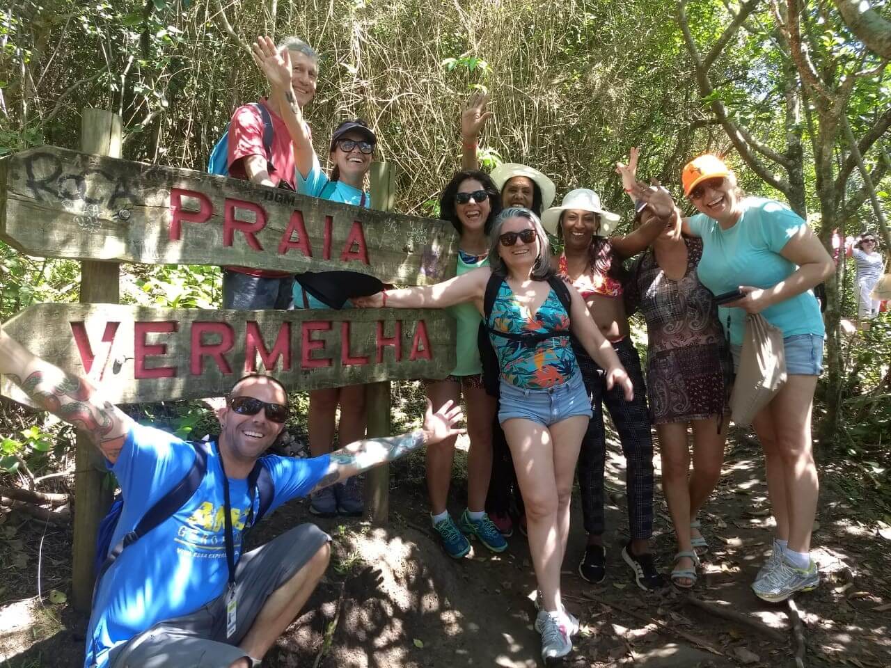 Trilha Rosa Norte até a Praia Vermelha